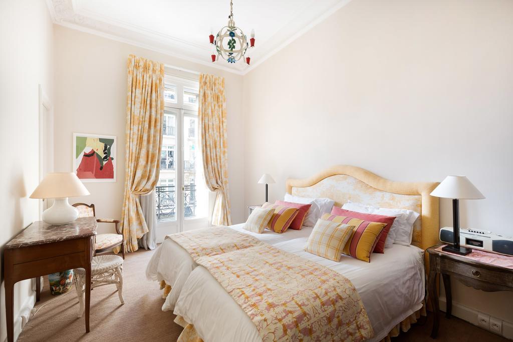 Appartement Haussmann 168 à Paris Extérieur photo