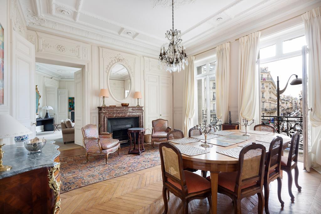 Appartement Haussmann 168 à Paris Extérieur photo